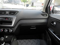 2015�� ���� 1.4L MT GLS