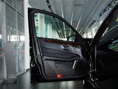2015�� E 180 L