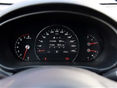 2015 L 2.4L 4WD 5 V