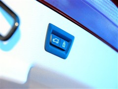 2015�� xDrive50i M�˶���