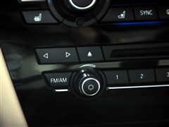 2015�� xDrive50i M�˶���