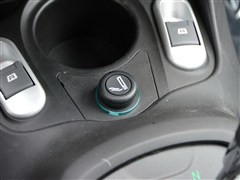 2015 1.0L AMT ÿ