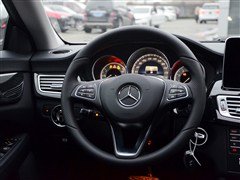 2015�� CLS 260