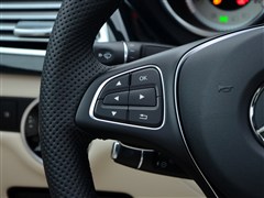 2015�� CLS 320