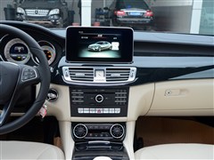 2015�� CLS 320