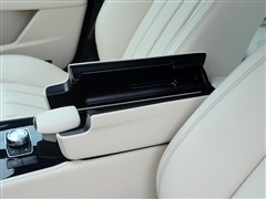 2015�� CLS 320