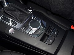 2015 Limousine 40 TFSI Զ