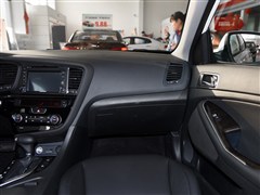 2015 2.0L ԶLUX