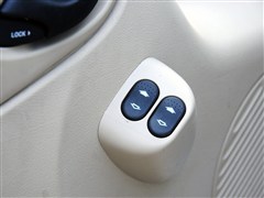 2013款 2.4T柴油标准型长轴高顶国IV