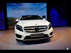2015�� GLA 260 4MATIC �˶���