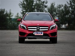 2015�� GLA 260 4MATIC �˶���