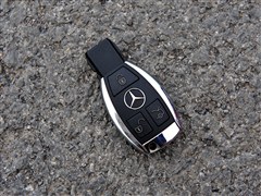 2015�� GLA 260 4MATIC �˶���