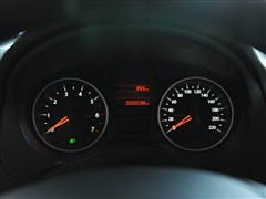 2015 1.6L ֶ