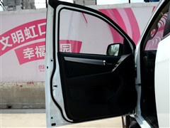 江西五十铃,五十铃mu-X,2015款 3.0T 四驱自动尊享型 7座,车厢座椅实拍图片