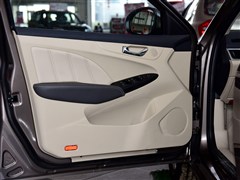 2015�� 1.6L CVT���а�