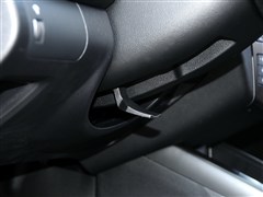 2012�� 1.6L AT Premium �����