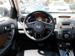 2012�� 1.6L AT Premium �����