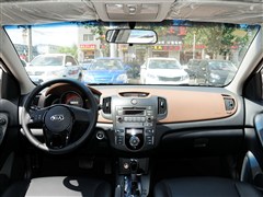 2012�� 1.6L AT Premium �����