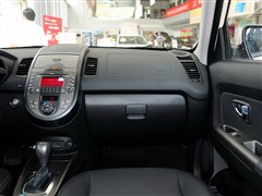 2013�� 1.6L AT Premium