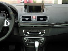 2011 CC 2.0ʱе