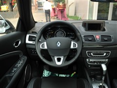 2011 CC 2.0ʱе