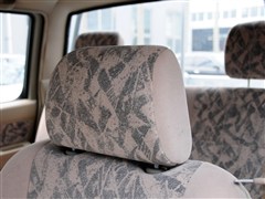 2011款 2.4L汽油四驱标准型