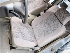 2011款 2.4L汽油四驱标准型