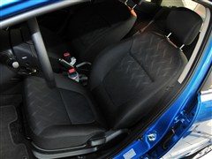 2011�� ���� 1.4L MT GLS