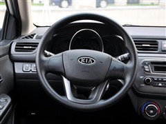 2011�� ���� 1.4L MT TOP