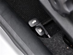 2011�� ���� 1.4L MT TOP