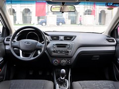 2011�� ���� 1.4L MT TOP