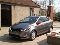 2011�� ���� 1.4L MT TOP