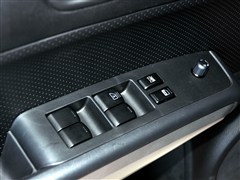 �����ղ�,�濥,2012�� 2.0L �ֶ����ʰ� 4WD,��������ʵ��ͼƬ