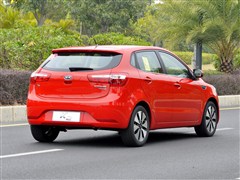 2012�� ���� 1.6L AT Premium