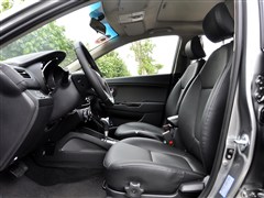 2012�� ���� 1.6L AT Premium