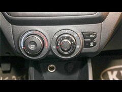 2012�� ���� 1.4L MT GLS�����