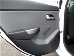 2012�� ���� 1.4L MT GL�����