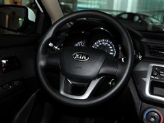 2012�� ���� 1.4L MT GLS�����