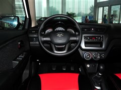 2012�� ���� 1.4L MT GLS�����