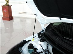 2012�� ���� 1.4L AT GLS�����