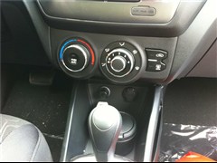 2012�� ���� 1.4L AT TOP�����