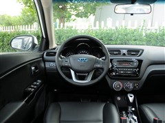 2012�� ���� 1.6L AT Premium�����