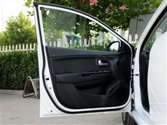 2012�� ���� 1.6L AT Premium�����