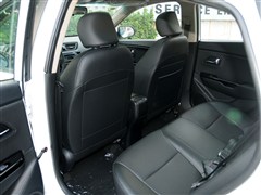 2012�� ���� 1.6L AT Premium�����