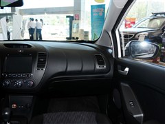 2013�� 1.6L �ֶ�GL