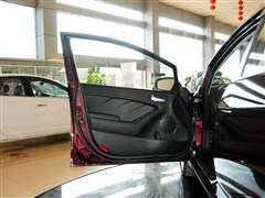 2013�� 1.6L �ֶ�GLS