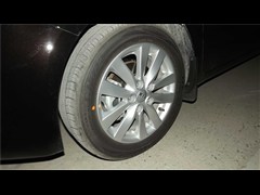 2013�� 1.6L �ֶ�GLS