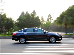 2013�� 2.5L XL-UpperNAVI Tech����