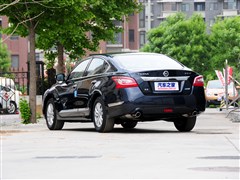 �����ղ�,����,2013�� 2.5L XL-NAVI������,�������ʵ��ͼƬ