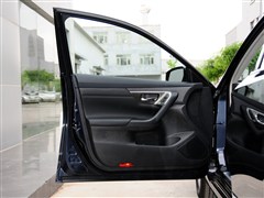 2013�� 2.5L XL-NAVI������